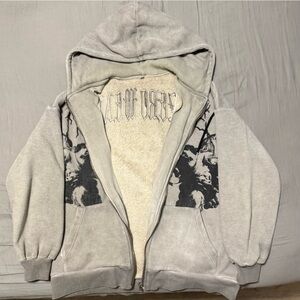 “ZERO ZERO WEATHER” Frenchie zip-up
Polyester fleece lined
Size L